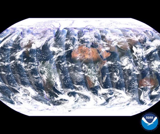 NASA опубликовали первое полное фото Земли