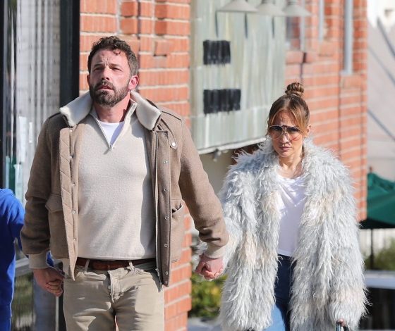 Ах, эта свадьба! В Сети появились ранее неопубликованные фото со дня церемонии Дженнифер Лопес и Бена Аффлека