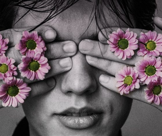 «Я молился, чтобы клиент не был знаком с моими родственниками»: 5 личных историй мужчин, работающих в салонах красоты