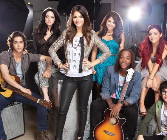 Они встретились: как сейчас выглядят звезды сериала «Виктория-победительница»?