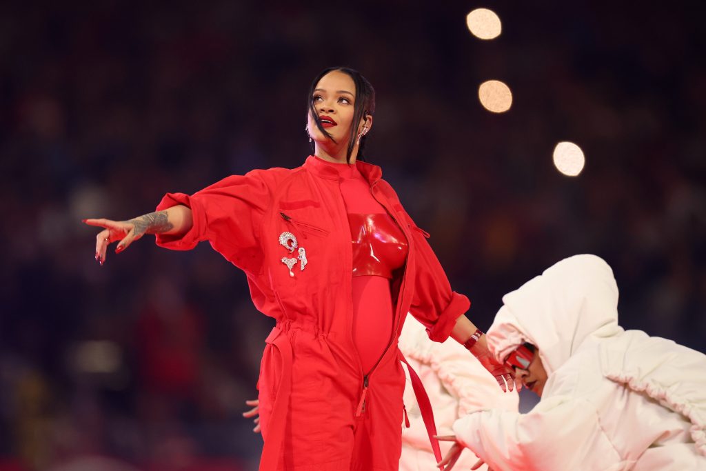 Rihanna (Photo: Ezra Shaw/Getty Images)
