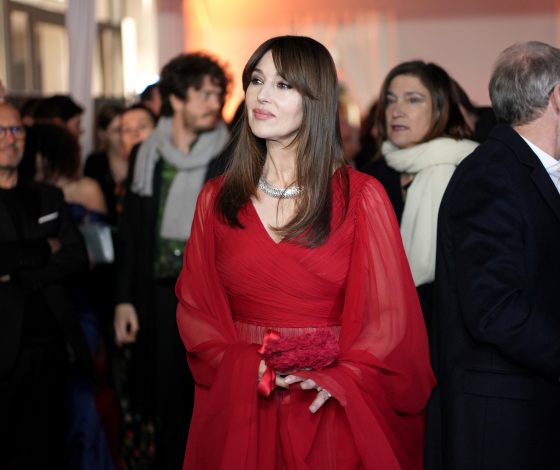 Первый выход Моники Беллуччи после слухов о романе с Тимом Бертоном