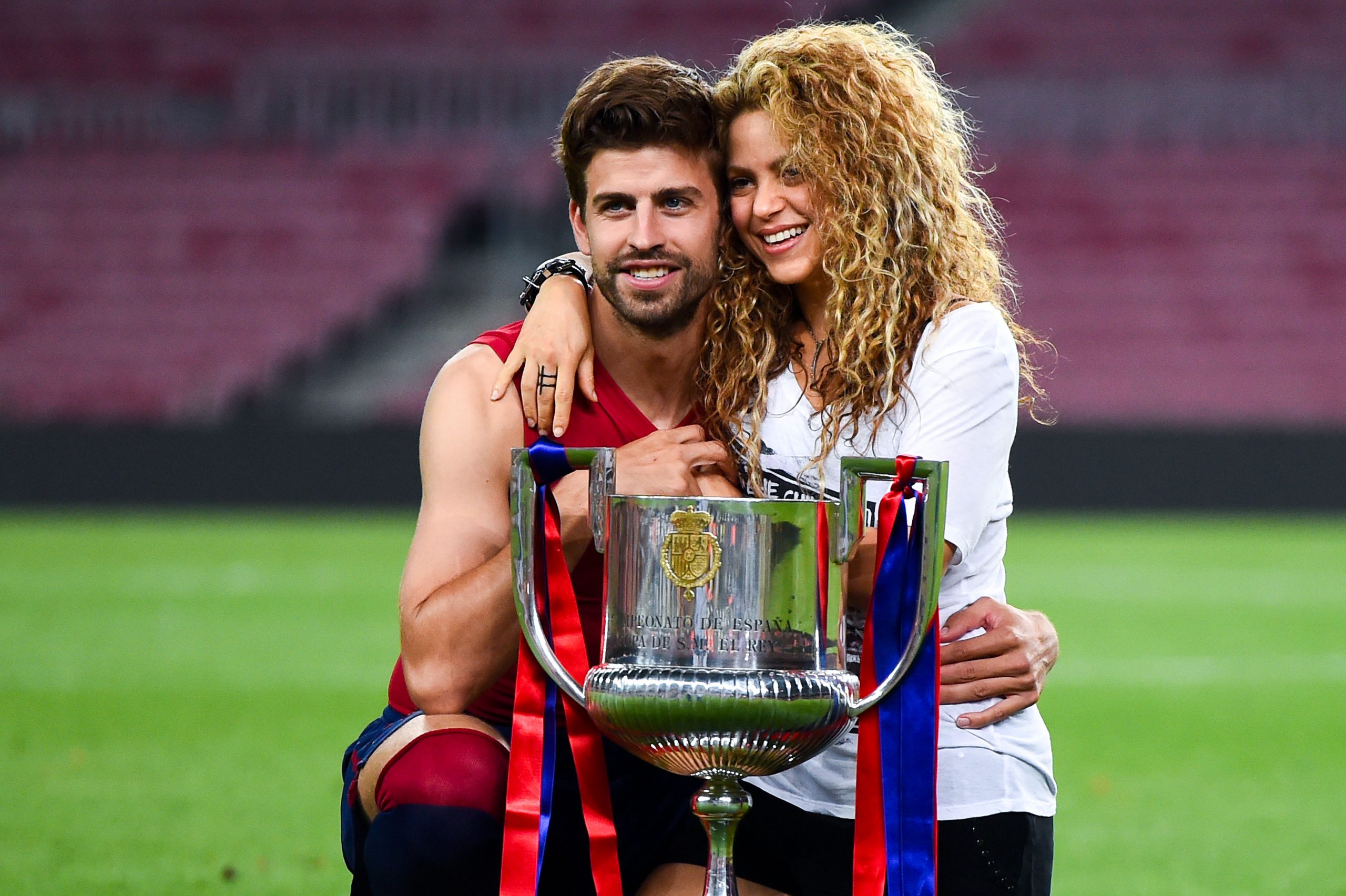 Shakira and Pique age