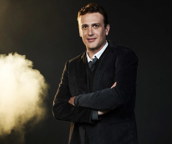 «Не хорошо так себя чувствовать»: Джейсон Сигел рассказал об усталости от сериала «Как я встретил вашу маму»