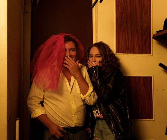 Свободные отношения существуют? Аглая Тарасова и Борис Дергачев попытаются сохранить любовь в новой комедии