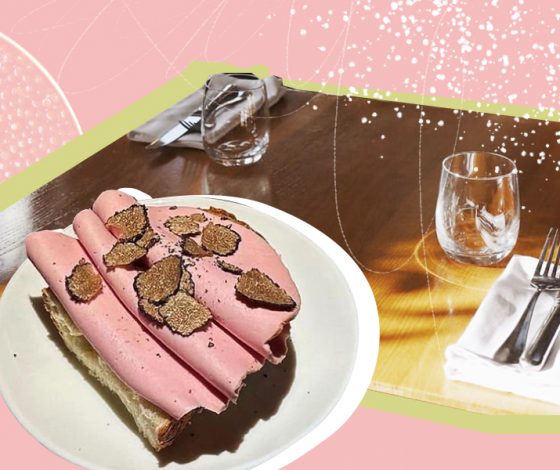 И с черной икрой, и с докторской колбасой: где есть самые вкусные бутерброды в Москве?