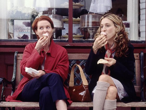 Синтия Никсон поделилась редкой фотографией с Сарой Джессикой Паркер