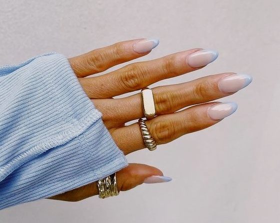 Весна на кончиках пальцев: 10 идей пастельного френча