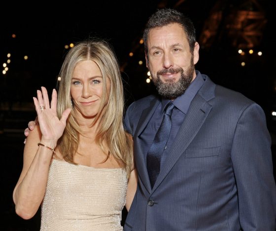 Адам Сэндлер рассказал, почему был недоволен поцелуем с Дженнифер Энистон