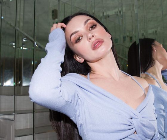 «Мне было некомфортно приходить одной»: Ольга Серябкина о личной жизни до брака