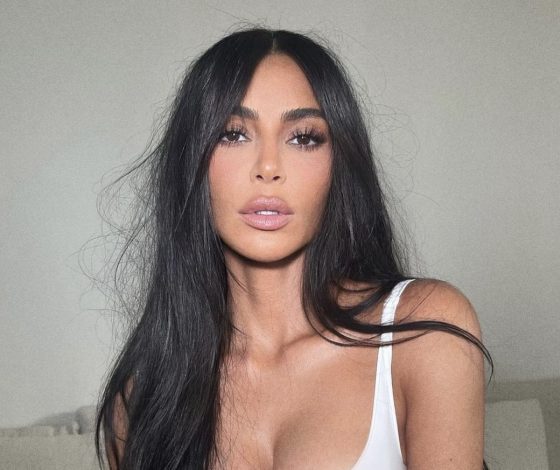 Ким Кардашьян поделилась откровенными фото из душа. Спойлер: не теми, о которых ты мог подумать