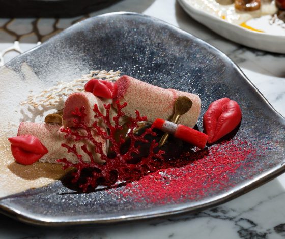 Для особого повода: праздничный сет к 8 Марта в ресторане Shagal при отеле Mövenpick