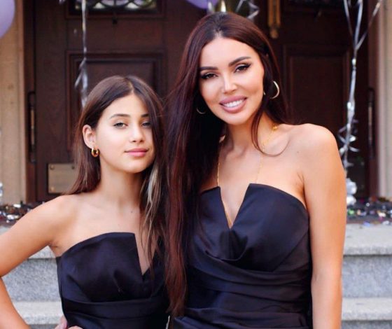 Скандал в Сети: Оксана Самойлова резко ответила хейтеру, который оскорбил ее дочь