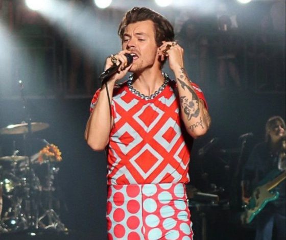 У Гарри Стайлса заметили тату в честь его бывшей девушки