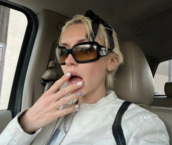 15 идей для весеннего маникюра: от разноцветного френча до змеиного принта