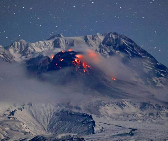 На Камчатке произошло извержение вулкана Шивелуч: смотрим видео