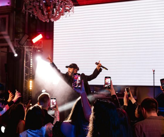 Мот, Люся Чеботина, Ханна и другие на вечеринке телеканала RU.TV