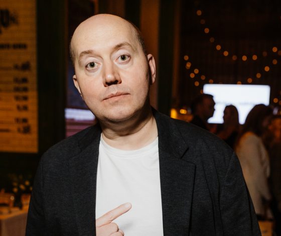 «Лежишь и молчишь»: Сергей Бурунов рассказал, как восстанавливается после съемок