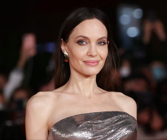 Анджелина Джоли запускает модный дом