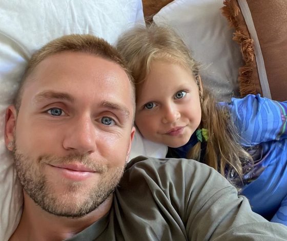 «Одно лицо на двоих»: Влад Соколовский поделился фото с дочерью