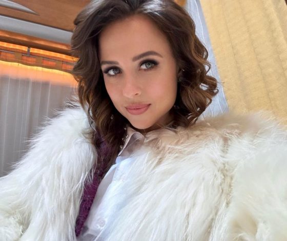 «Когда я родилась, маме было 17, а папе 18»: Мирослава Карпович откровенно рассказала о смерти отца