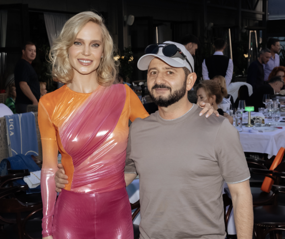 Глюкоза, Светлана Бондарчук, Яна Расковалова и другие на открытии летней террасы BURO. TSUM