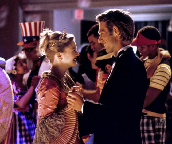 Косметичка на выпускной: что купить для идеального макияжа?