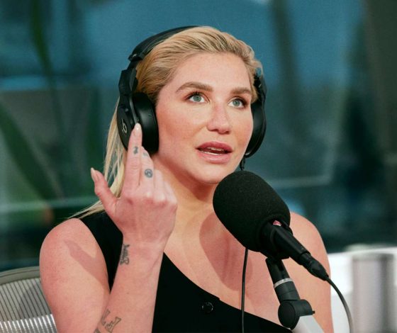 Певица Кеша рассказала о психических расстройствах