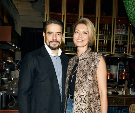 Восточные сказки: Зара, Юлия и Артем Акимовы, Екатерина Одинцова и другие на «бухарском» ужине