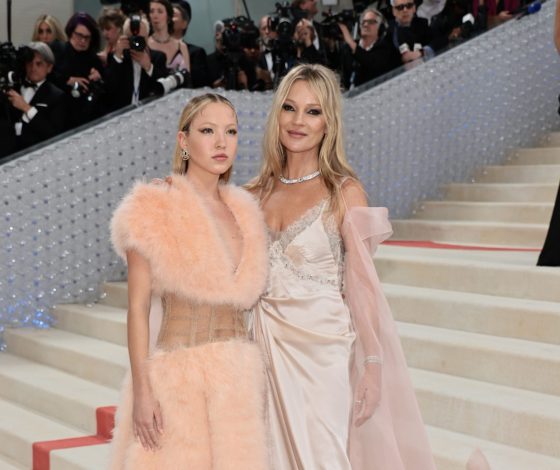 Дочь Кейт Мосс вышла в свет с бойфрендом