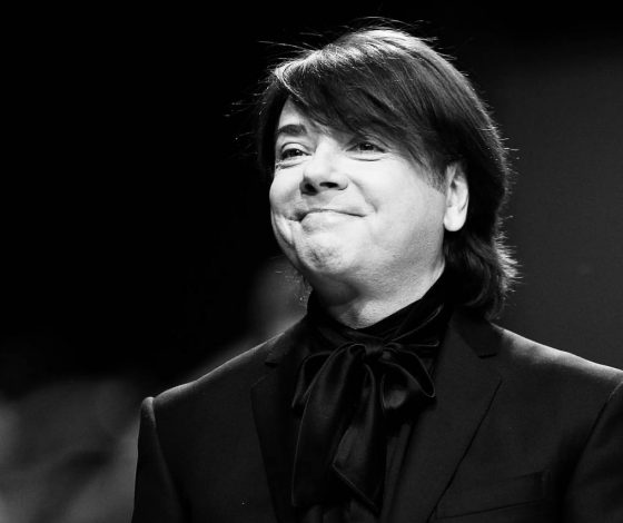 Умер Валентин Юдашкин