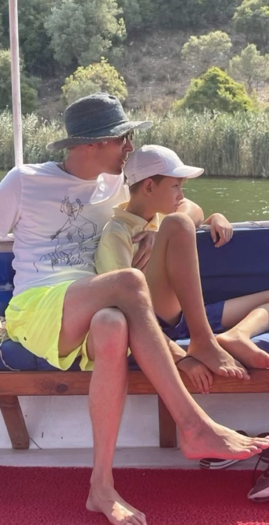 Павел Воля с сыном Робертом. Фото социальные сети