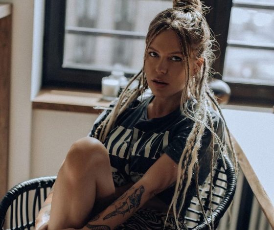 «Вместо того, чтобы ныть и выливать свое негодование»: Рита Дакота ответила на критику в Сети