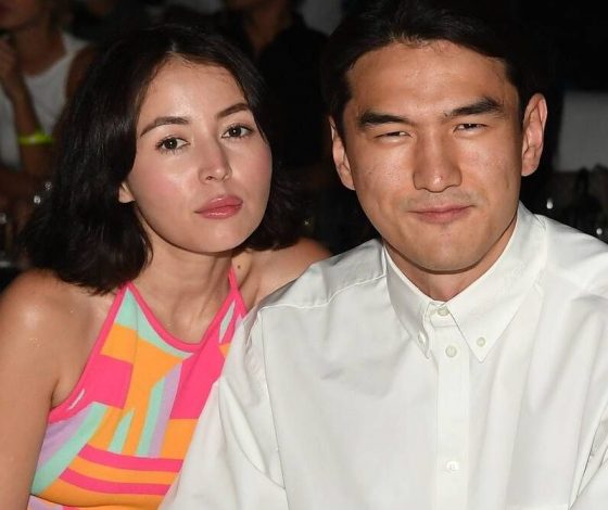 «Джигит с одуванчиком»: жена Нурлана Сабурова опубликовала редкое фото с комиком