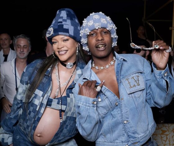 Рианна и A$AP Rocky впервые показали новорожденного ребенка