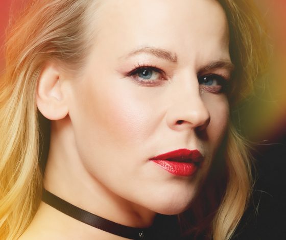 Искусство не терпит токсичности и интриг: Александра Ребенок о театре, соперничестве, возрасте и женской силе