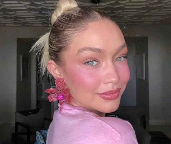 «Сделаю на выходных»: 10 идей макияжа в стиле Барби