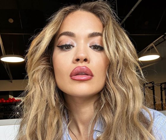 Вдох, выдох: Рита Ора показала в какой форме заниматься спортом. Выбираем лучший образ