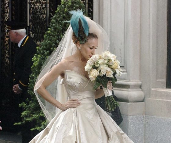 Сара Джессика Паркер примерила то самое свадебное платье Кэрри Брэдшоу из «Секса в большом городе»