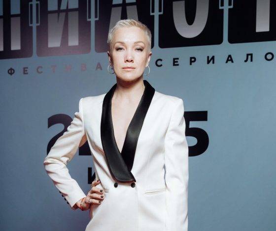 Үлкен кеуделі BBWs