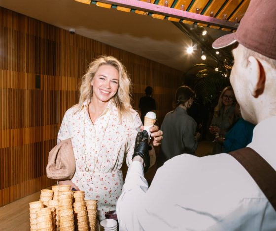 Анжелика Тиманина, Ясмина Муратович, Ксения Соловьева и другие на летнем коктейле бренда AKHMADULLINA