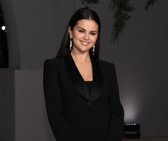 Селена Гомес показала, как отпраздновала свой день рождения со звездами