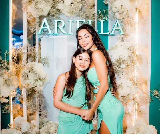 Оксана Самойлова поделилась снимками со дня рождения дочери