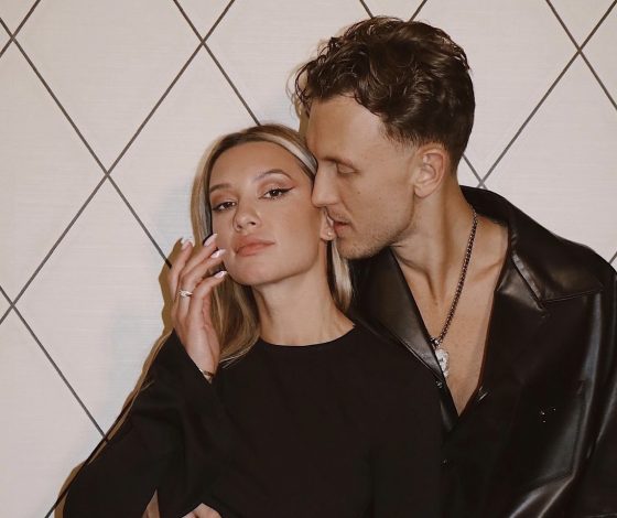 С чем носить джинсовую юбку этим летом? У Марии Тарасовой все (не)просто