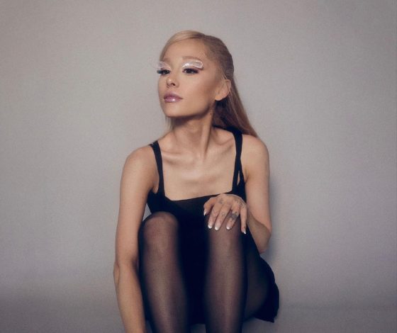 Ариана Гранде закрутила роман с актером