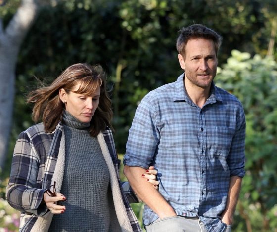 Подробности нового романа Дженнифер Гарнер