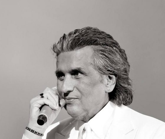 В возрасте 80 лет умер итальянский певец Тото Кутуньо