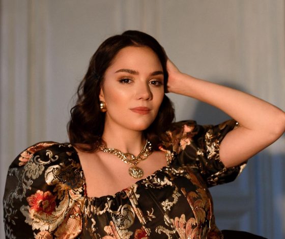 Евгения Медведева рассказала, как заработала свои первые деньги