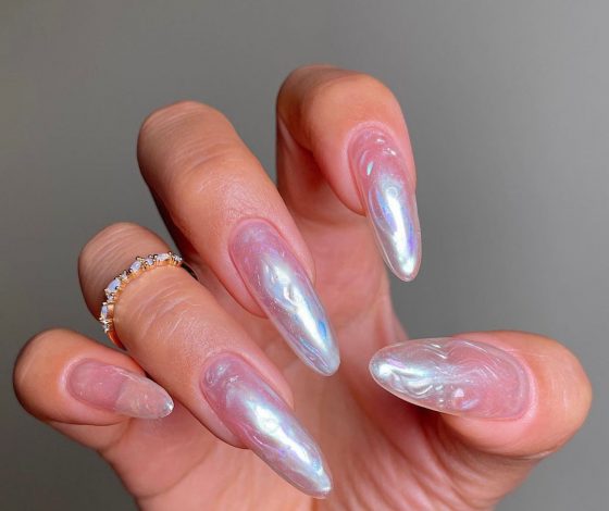 В Сети завирусилось видео: «Вот как должны реагировать парни на новый маникюр»