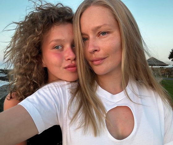 Анна Пересильд рассказала, как реагирует на участие мамы в откровенных сценах